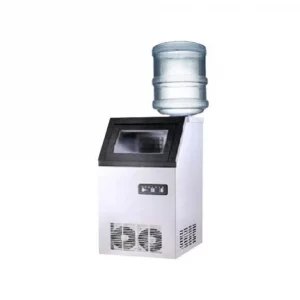 Maquina de Hielo en Cubos , 30 kgs/dia. Conexión a Red de agua o Garrafon